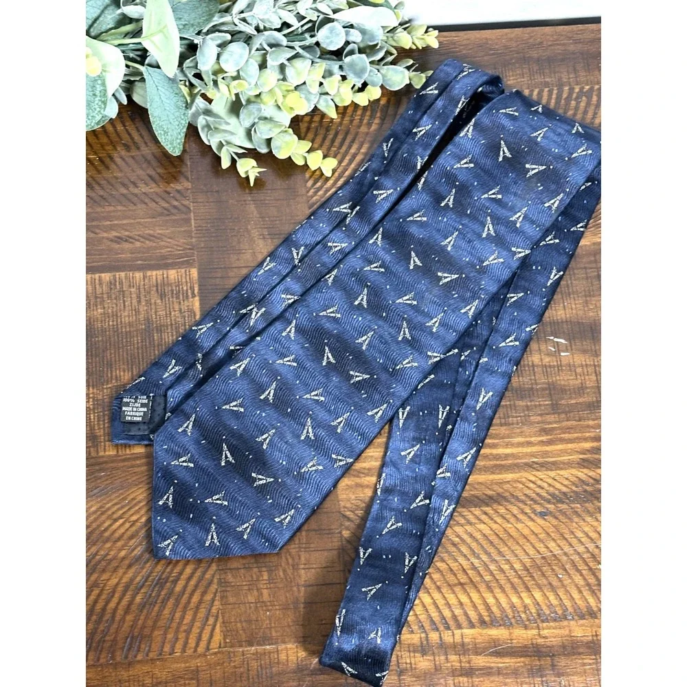Roger L Paris‎ Eiffel Tower Silk Tie vintage necktie navy blue French Flag